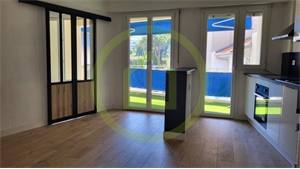 appartement renove à la vente -   06600  ANTIBES, surface 42 m2 vente appartement renove - UBI478305380